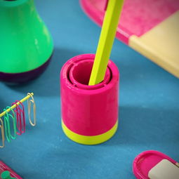 誰說紅配綠賽狗配？辦公用品也能玩出新花樣